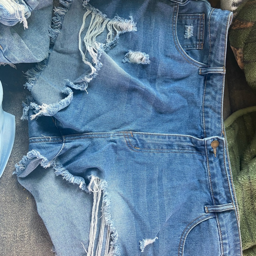 Women’s jean shorts